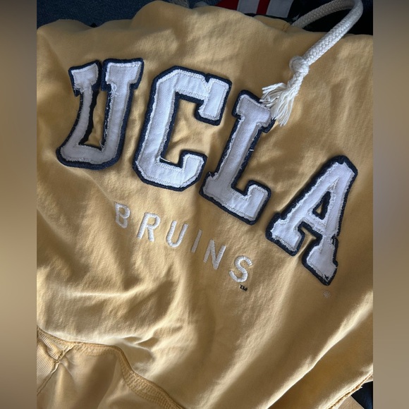 UCLA Bruins College Hoodie Size L - Picture 4 of 7